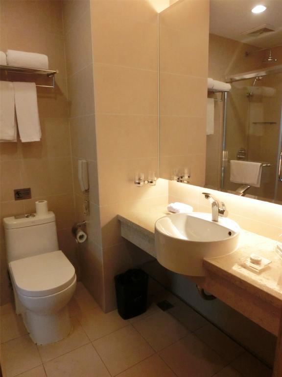 Guangzhou Bauhinia Hotel Номер фото